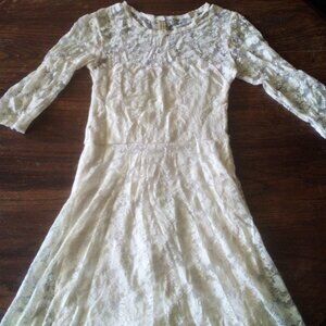 Lace dress